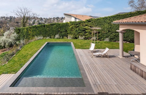 Saint-Didier-au-Mont-d'Or Villa | Les Lavandes, cosy house with garden, pool and view