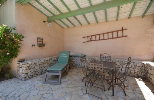 Paradou House | les mazets de la reine Pédauque