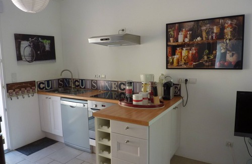 Correns House | LES OLIVIERS with swimming pool - gite 1er village Bio - jas de roucas