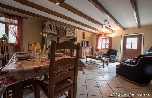 Saulzet-le-Froid House | Les Ouches - Saulzet-le-froid