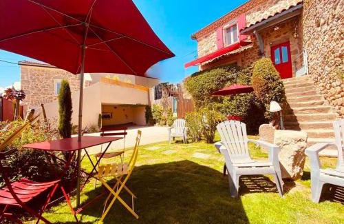 Saint-Cyr Bed & Breakfast | LES RÊVES D'EGLANTINE chambres d'hôtes chez l'habitant