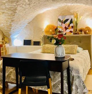 Saint-Cyr Bed & Breakfast | LES RÊVES D'EGLANTINE chambres d'hôtes chez l'habitant