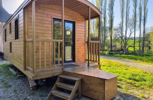 Confort-Meilars Other | LES ROULOTTES DU MOULIN