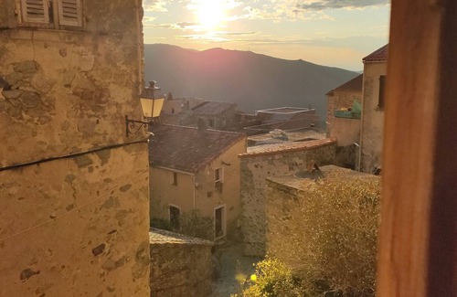 Lama Apartment | Les voûtes de Pascaline, sea and mountain views, Lama (15 min from beach or river)