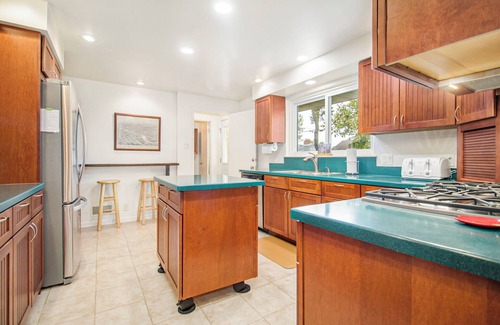 Harters Heights House | Less than 1 block to Notre Dame! Sleeps 14