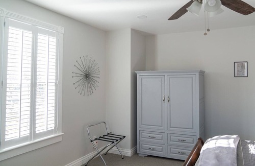 Zion National Park South Entrance Bed & Breakfast | Less than 10 minutes to Zion Nat'l Park Entrance, Newly renovated B&B in quiet town, with private en suite bathroom with e-bikes available for rental.