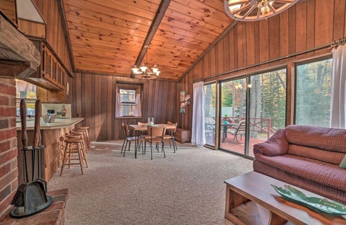 Higgins Lake House | Less Than 3 Mi to Higgins Lake Roscommon Cabin with Deck