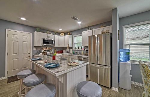 Port Isabel House | Less Than 3 Mi to South Padre Beach Port Isabel Home