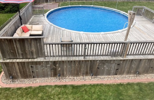 Combined Locks House | Less than 30 Min. from EAA Grounds/Oshkosh and Lambeau Field/Green Bay.