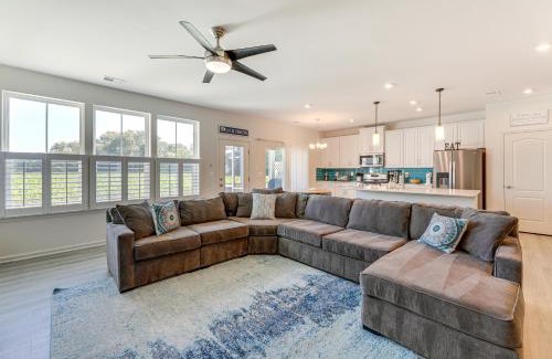 Millville House | Less Than 4 Mi to Bethany Beach Boardwalk Family Townhome
