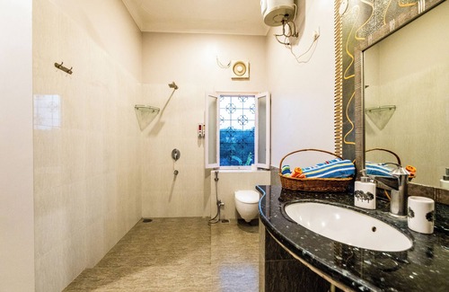 Shavri Colony Villa | Let's Have Family Chaupal at Aangan by Aromataruvilla Udaipur