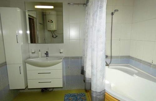 Vardane House | Letniy Briz