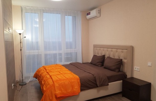 Pozniaky House | Level 23 - Sky View Apartment