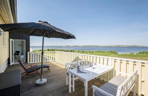 Hvalpsund House | LF15112 Farsø - Strandvejen 12 A