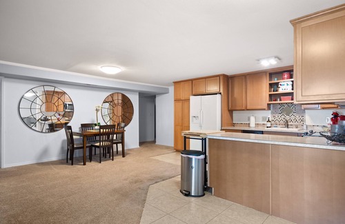 Tri-Cities House | Lg House w beautiful River View 2 stories, 5bd3bth