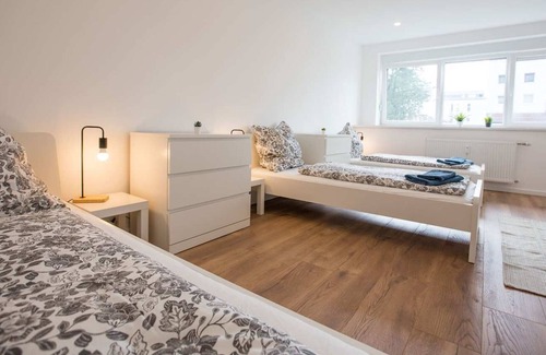 Langen Apartment | Lg01a - Schöne Ferienwohnung in Langen, 92qm, 3 Zimmer, Max. 5 Personen