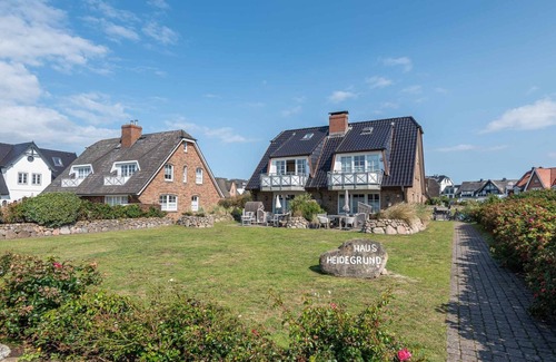 Wenningstedt-Braderup Apartment | LH Heidegrund, App.4 - 3-room vacation apartment close to the beach with approx. 53 m², for up to