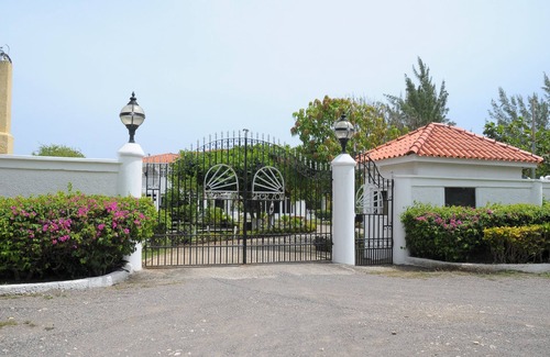 Mammee Bay Estates Villa | L’Horizon, a Jewel in the Caribbean with large private pool, jacuzzi and beach
