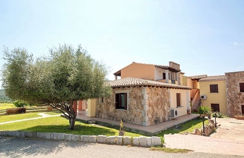 Maiorca Apartment | Li Troni Trilocale 6 beds