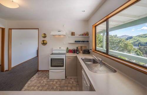 Akaroa House | Libeau Lane Views - Akaroa Holiday Home