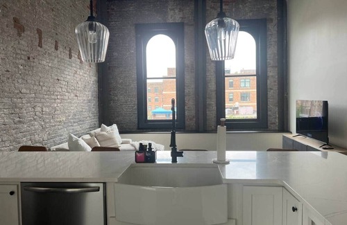 Downtown Cleveland Apartment | Liberty Lofts 1 bedroom apt 403