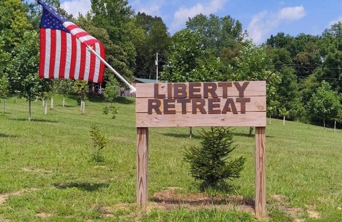 Stockdale Cottage | Liberty RetreatnNo Added Fees!