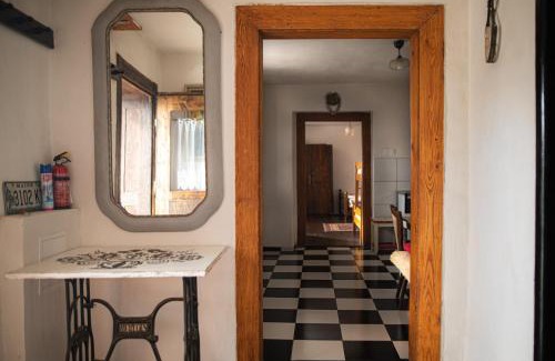 Stiavnicke Bane House | Libling Ružový