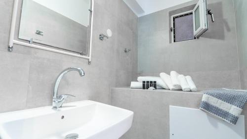 Palaiochora Apartment | Libyan Animus - Center of Paleochora