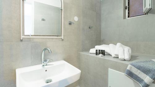Palaiochora Apartment | Libyan Animus - Center of Paleochora