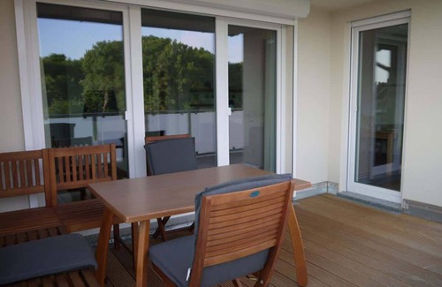Stralsund Condo | Lichtblick Summary: M