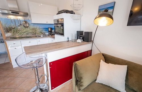Dahme Apartment | "Lichtermeer" - close to the beach - small but nice - beach chair included!