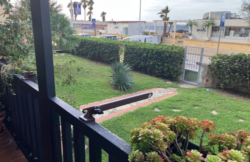 Lido Apartment | Lido beach front apartment
