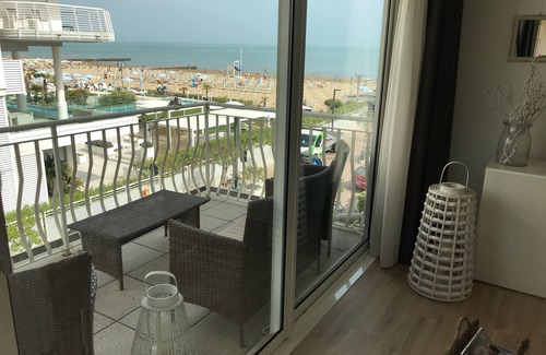 Lido di Jesolo Apartment | Lido di Jesolo apartment - FACING THE SEA with PRIVATE BEACH (just renovated)