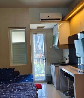 Depok Apartment | Lidya Room at student castle apartemen
