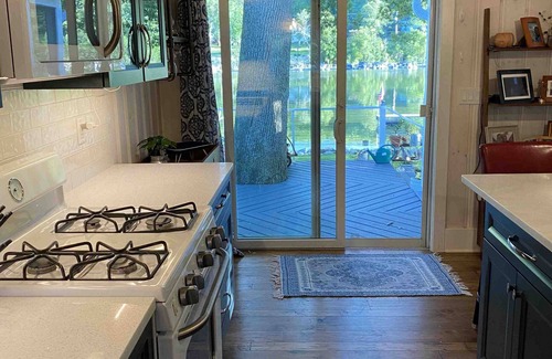 Newville House | Life is better on the River
