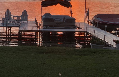 Powers Lake House | Life on the Lake - Charming Powers Lakefront