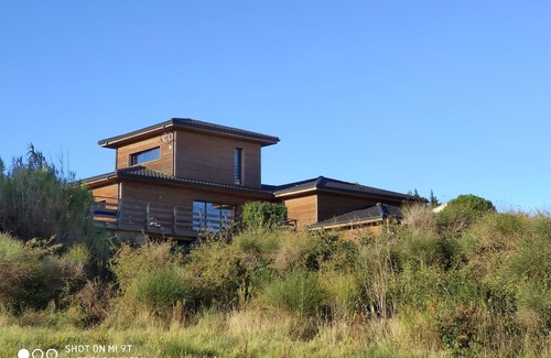 Roullens House | Light and airy villa with great views and private pool