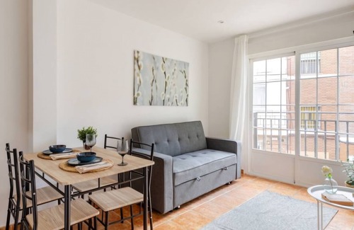 Villa de Vallecas Apartment | Light and color in the Villa