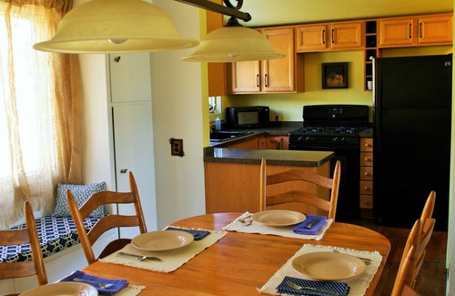 Estes Park Cabin | Light-Filled Cabin, Steps Away from Rocky Mtn Natl Park Entrance *Year Round*