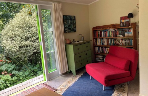 Hira House | Light-Filled Hira Home