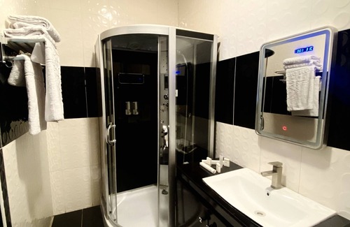 Ojodu Hotel | Light Spring Hotel