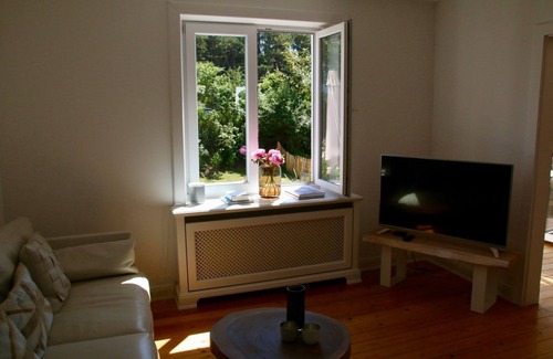 Hornum House | Lighthouse 6 - Modern. Close to the beach. Familiar.