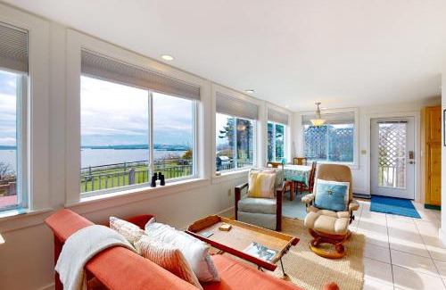 Rockland House | Lighthouse Lookout