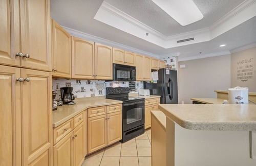 Orange Beach Condo | Lighthouse on the Bay 2308-2bd/2ba-Pet Friendly, Lazy River, Boatslip, Bay Views