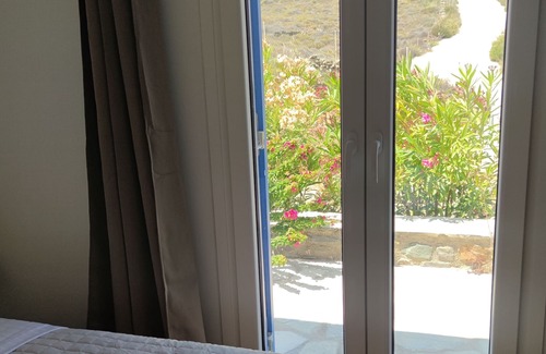 Azolimnos Villa | Lighthouse View Syros-103sq.m villa near azolimnos.