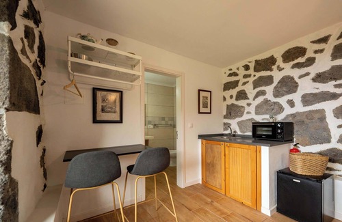 Lajes do Pico Villa | Liiiving in Azores - Casa de Foros