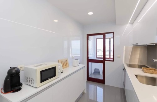 Leixões Apartment | Liiiving in Matosinhos - Seaside Balcony Apartment