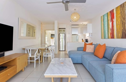 Palm Cove Resort | Lilac Suite Chic Resort Living at The Beach Club