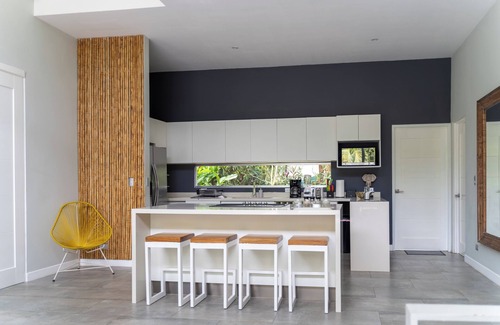 Cahuita House | Lilan Nature, Modern House N°1 with private swimming pool, Tennis and Pickleball