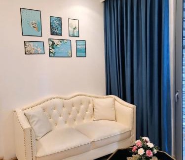 Hoang Mai Apartment | Lili & Chichi Homestay